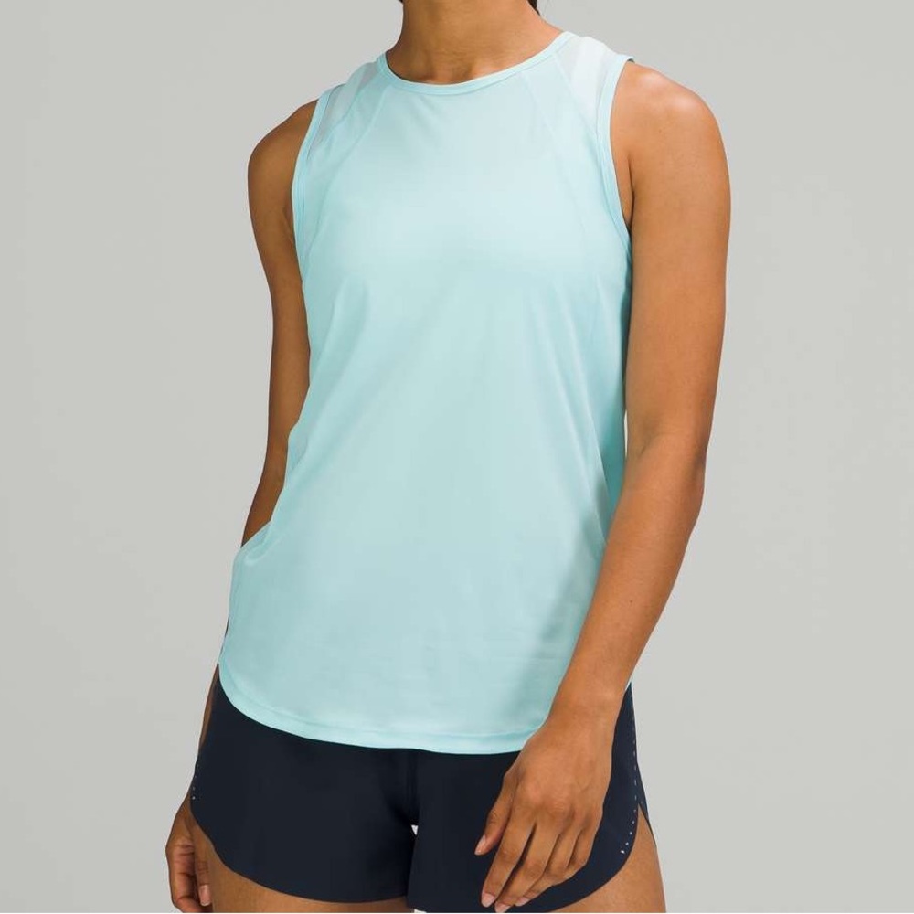 Sculpt Tank